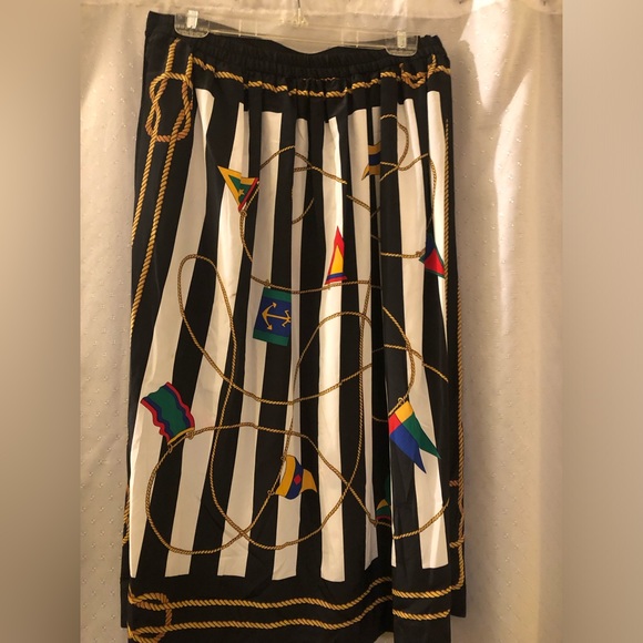 Neiman Marcus Oberon skirt set. Vintage. Size 14 - Picture 9 of 15
